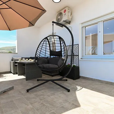 Smile&waves דירה