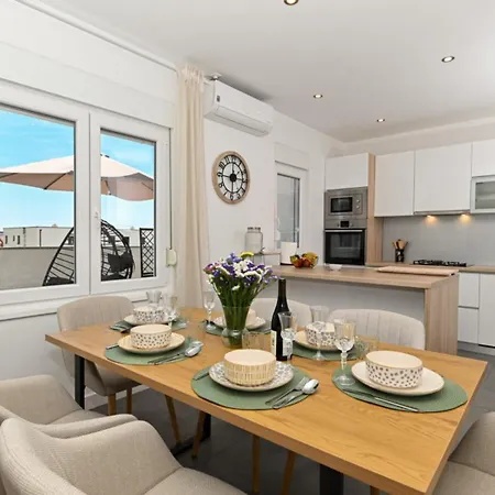 דירה Smile&waves טרוגיר